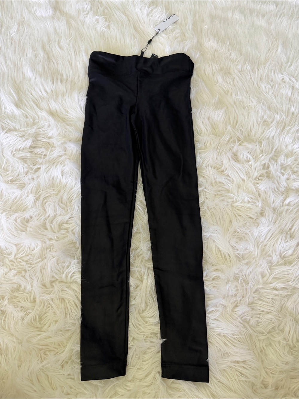 NWT Koral Lustrous Black Leggings - Picture 3 of 4